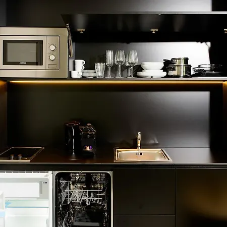 Blackhome East I Contactless Check-in شقة فندقية