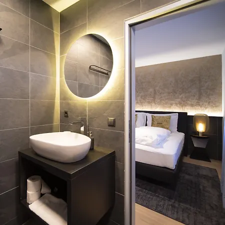 Blackhome East I Contactless Check-in Innsbruck