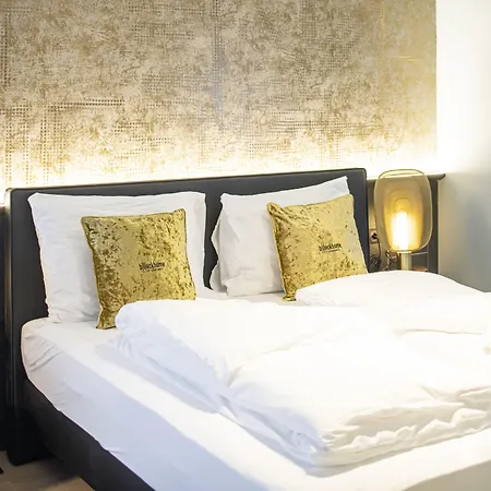 Aparthotel Blackhome East I Contactless Check-in 3*