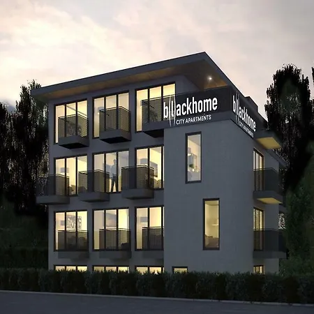 Blackhome East I Contactless Check-in Апарт-отель