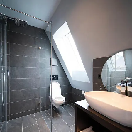 Blackhome East I Contactless Check-in Appart hôtel 3*