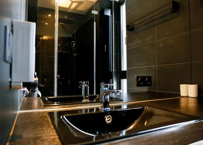 Blackhome East I Contactless Check-in Aparthotel 3*