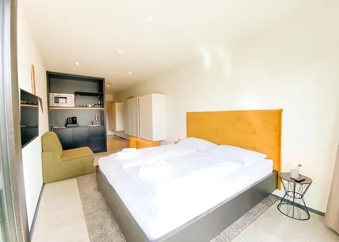 Blackhome East I Contactless Check-in Aparthotel Innsbruck