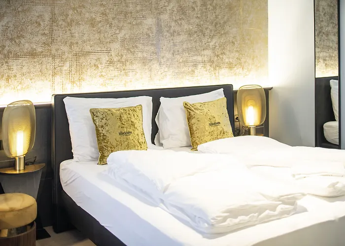 Апарт-готель Blackhome East I Contactless Check-in 3*