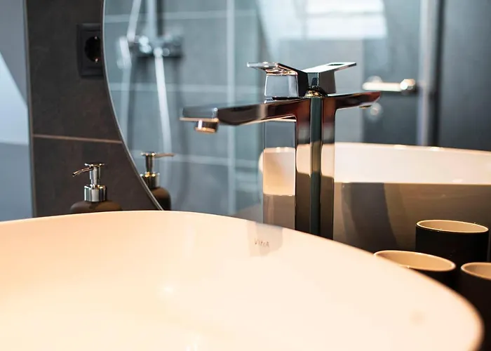 Blackhome East I Contactless Check-in 因斯布鲁克