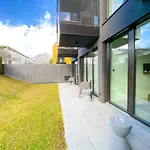 Апарт-готель Blackhome East I Contactless Check-in 3*