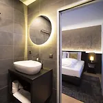 Blackhome East I Contactless Check-in Інсбрук