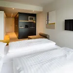 Апарт-готель Blackhome East I Contactless Check-in 3*