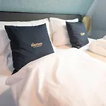 Blackhome East I Contactless Check-in 3* Інсбрук