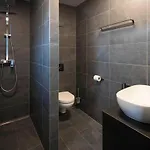 Blackhome East I Contactless Check-in 3*