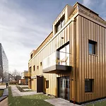 Апарт-готель Blackhome East I Contactless Check-in 3*